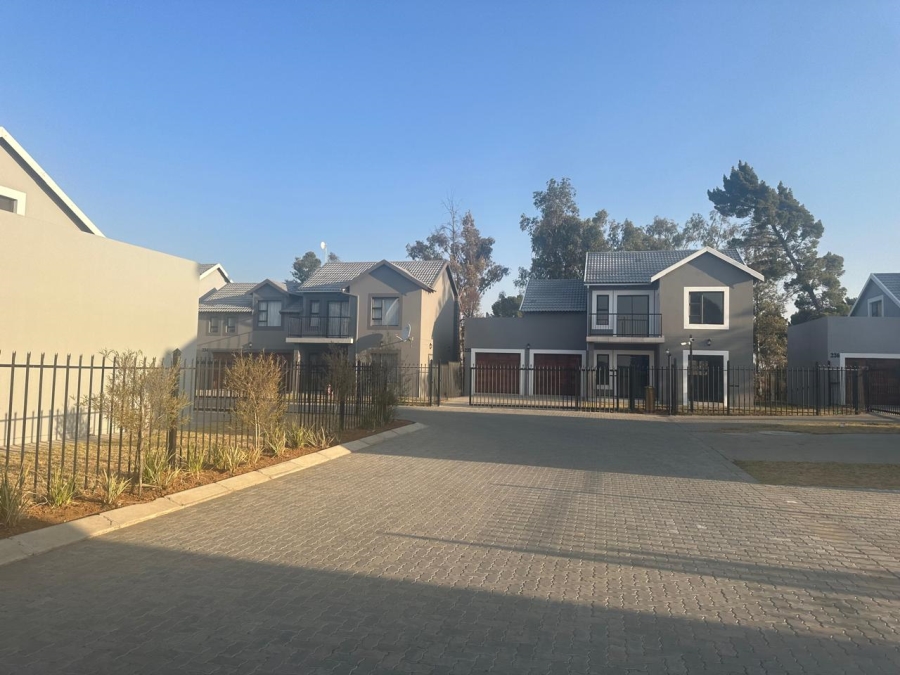 3 Bedroom Property for Sale in Bloemspruit Free State